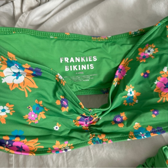 frankie’s bikinis green floral two piece SOLD TOGETHER NEVER WORN NO TAGS - Picture 3 of 6